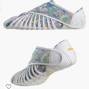Vibram Furoshiki Blue Flower Wrap Shoes Sz 10